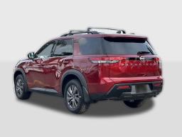 Nissan Pathfinder SV 2WD 2026