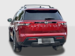 Nissan Pathfinder SV 2WD 2026