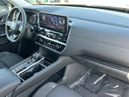 Nissan Pathfinder SV 2WD 2026