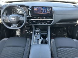Nissan Pathfinder SV 2WD 2026