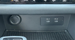 Nissan Pathfinder SV 2WD 2026