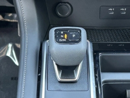 Nissan Pathfinder SV 2WD 2026