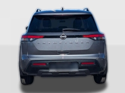 Nissan Pathfinder SV 2WD 2026