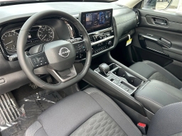 Nissan Pathfinder SV 2WD 2026