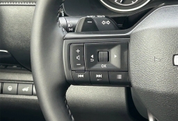 Nissan Pathfinder SV 2WD 2026