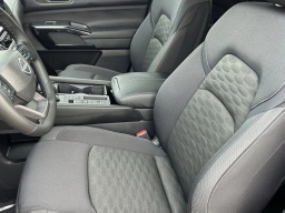 Nissan Pathfinder SV 2WD 2026