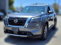 Nissan Pathfinder SL 2WD 2025