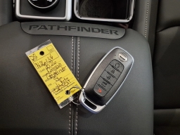 Nissan Pathfinder SL 4WD 2026