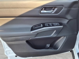 Nissan Pathfinder SL 4WD 2026