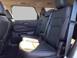 Nissan Pathfinder SL 4WD 2026