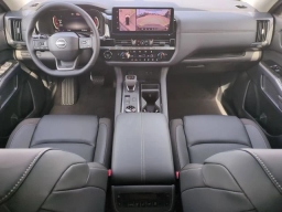 Nissan Pathfinder SL 4WD 2026