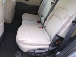 Nissan Pathfinder SL 4WD 2026