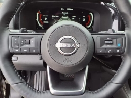 Nissan Pathfinder Platinum 2WD 2025