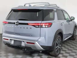 Nissan Pathfinder Platinum 2WD 2025