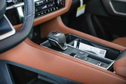 Nissan Pathfinder Platinum 2WD 2025