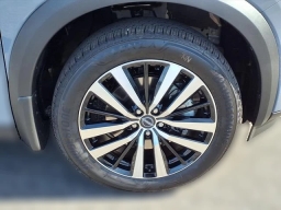 Nissan Pathfinder Platinum 2WD 2025