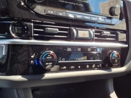 Nissan Pathfinder Platinum 2WD 2025