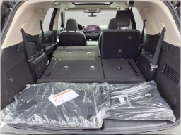 Nissan Pathfinder Platinum 4WD 2026