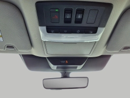 Nissan Pathfinder Platinum 4WD 2026