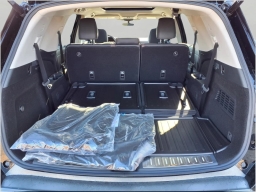 Nissan Pathfinder Platinum 4WD 2026