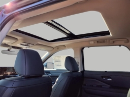 Nissan Pathfinder Platinum 4WD 2026