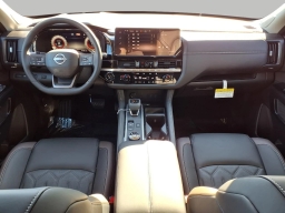 Nissan Pathfinder Platinum 4WD 2026