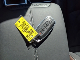 Nissan Pathfinder Platinum 4WD 2026