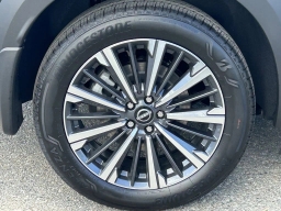 Nissan Pathfinder Platinum 2WD 2026