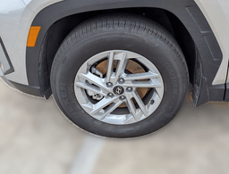 Hyundai Tucson SE FWD 2026