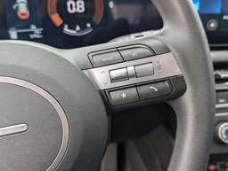 Hyundai Tucson SE FWD 2026