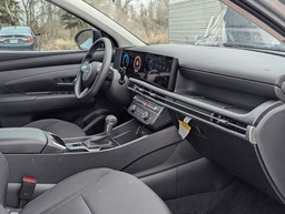 Hyundai Tucson SE FWD 2026