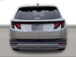 Hyundai Tucson SE FWD 2026