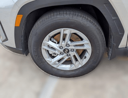 Hyundai Tucson SE FWD 2026