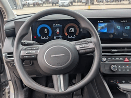 Hyundai Tucson SE FWD 2026