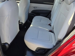 Hyundai Tucson SE FWD 2026