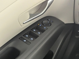 Hyundai Tucson SE FWD 2026