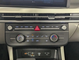 Hyundai Tucson SE FWD 2026