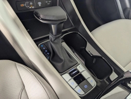 Hyundai Tucson SE FWD 2026