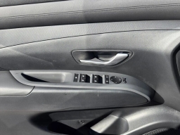 Hyundai Tucson SE FWD 2026