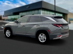 Hyundai Tucson SE FWD 2026