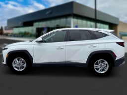 Hyundai Tucson SE FWD 2026