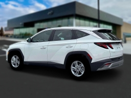 Hyundai Tucson SE FWD 2026