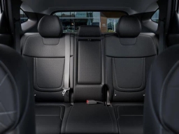 Hyundai Tucson SE FWD 2026