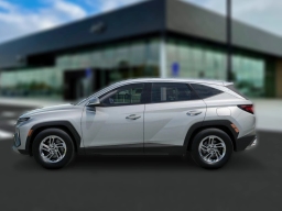 Hyundai Tucson SE FWD 2026