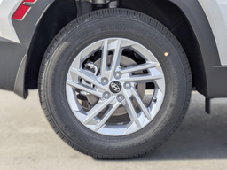 Hyundai Tucson SE FWD 2026