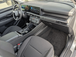 Hyundai Tucson SE FWD 2026