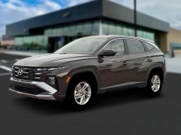 Hyundai Tucson SE FWD 2026