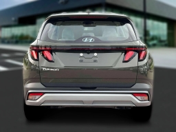 Hyundai Tucson SE FWD 2026