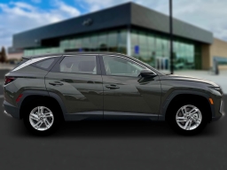 Hyundai Tucson SE FWD 2026