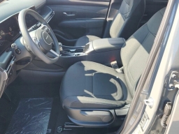Hyundai Tucson SE FWD 2026